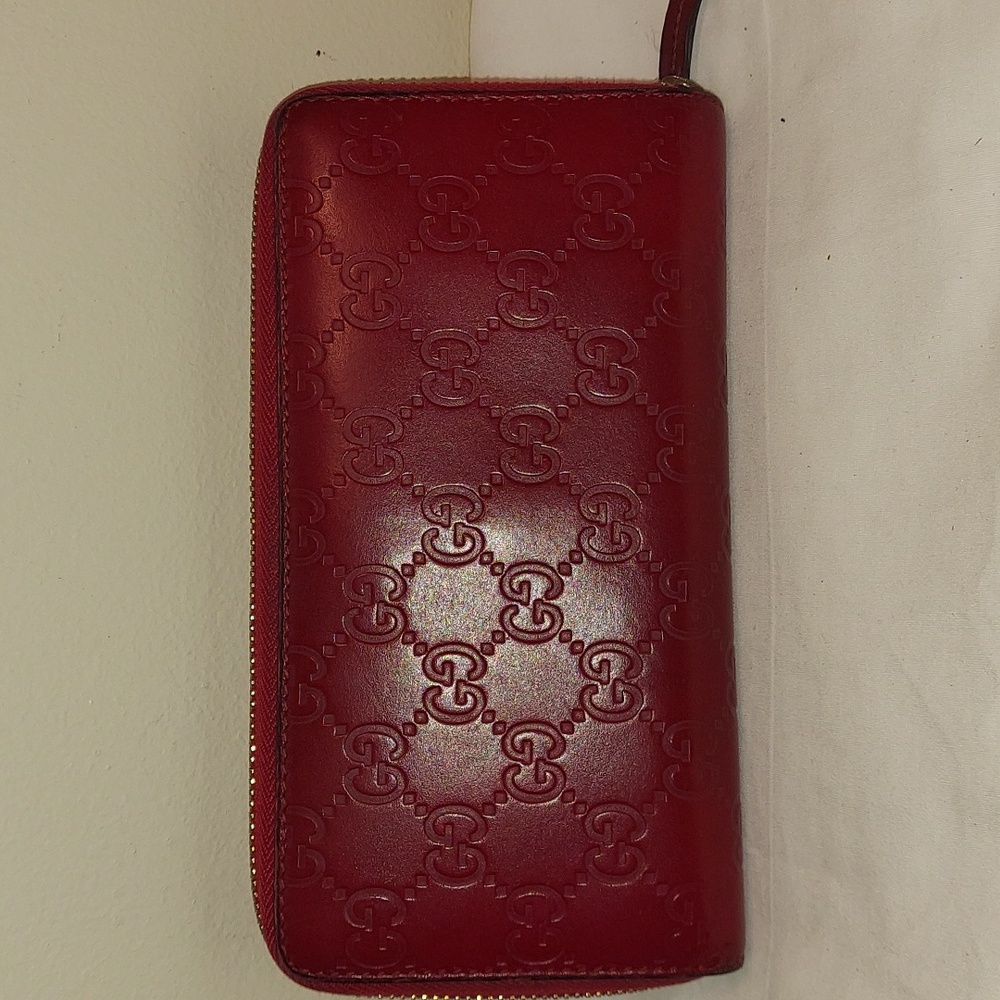 Gucci Guccissima Bow Zip Around Red Leather Zippy Wallet! - Picture 2 of 9